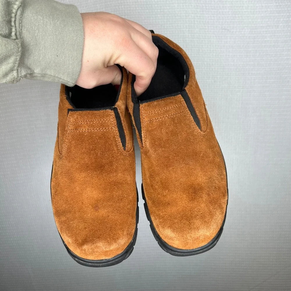 Lands End Jungle women's Brown Suede Slip On Shoes Size‎ 7.5M